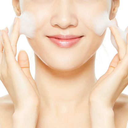 COSRX Low pH Good Morning Gel Cleanser 150mL | Korean Skincare NZ AU - in use