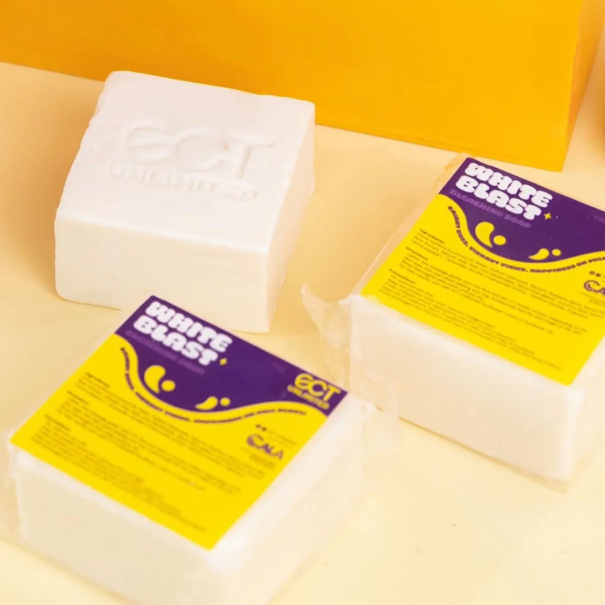 SCT Unlimited White Blast Bleaching Soap 70g