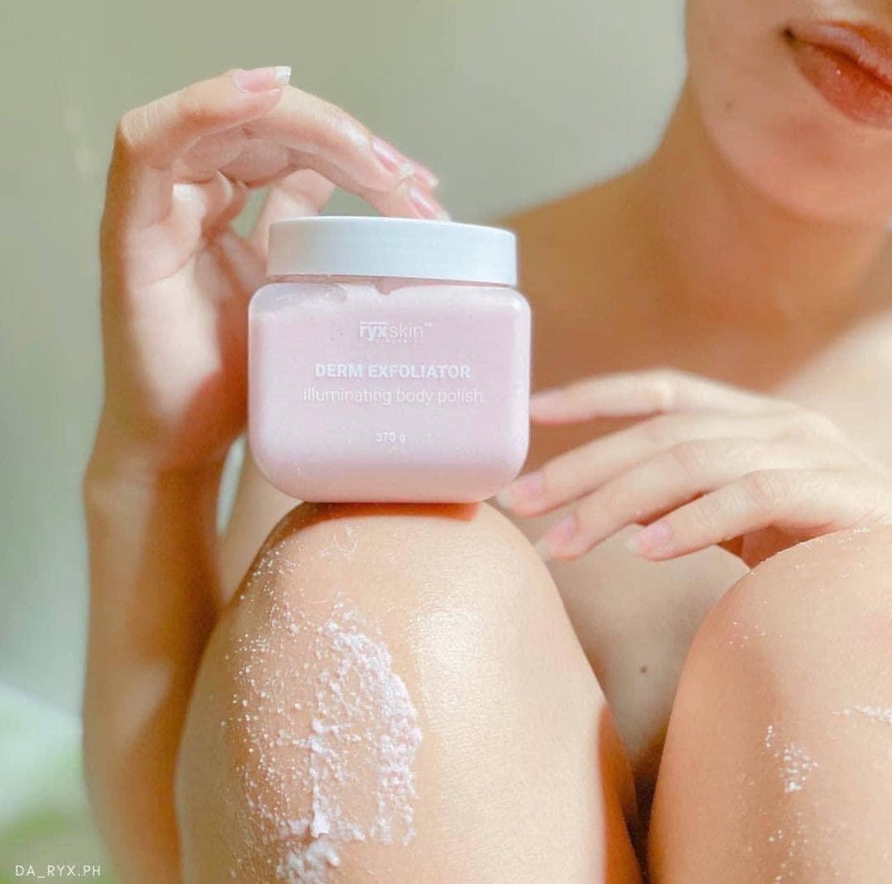 RYX Skin Derm Exfoliator - Bini Beauty NZ model 1